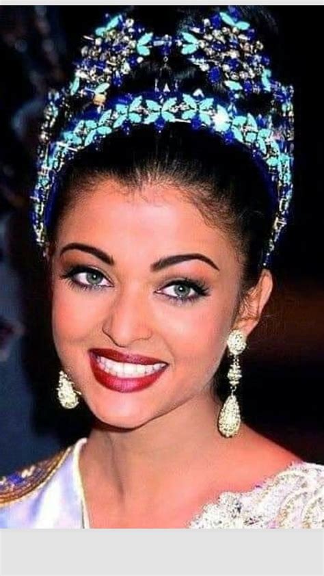 Aishwarya Rai Miss Universe Aishwarya Rai Bachchan Completes 20 Years