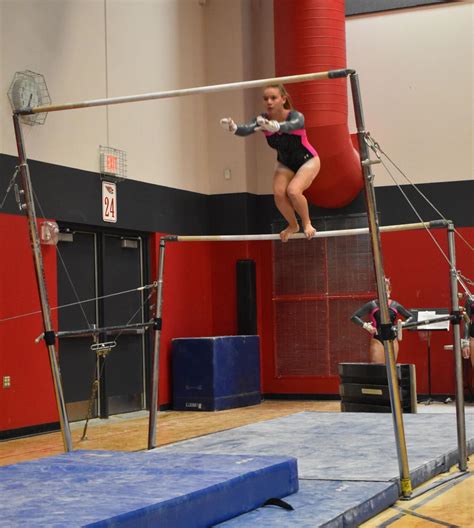 Photos North And South High Schools Compete In Gymnastics Meet