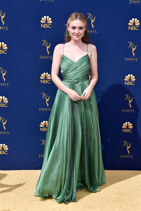 Só Deu Vestido De Princesa No Red Carpet Do Emmy Awards 2018 Trajes