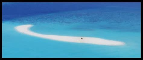 Maldive Islands 8Q7DK Tourist Attractions Spot Turquoise Paradise On