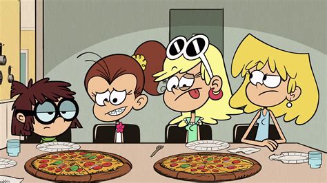Image S2e25b Leni And Luan Staring At The Pizzaspng The Loud House