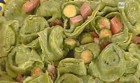 Ricette La Prova Del Cuoco Tortelloni Verdi Prosciutto E Zucchine Di Alessandra Spisni Urbanpost