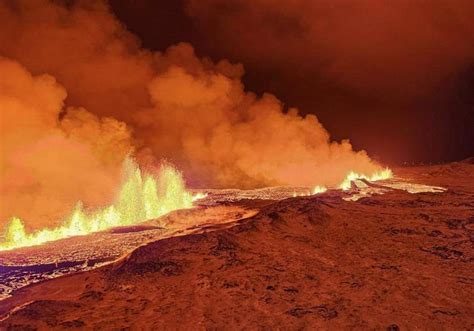 Islandia Declara El Estado De Emergencia Por La Erupci N De Un Volc N Cerca De Grindavik El Correo