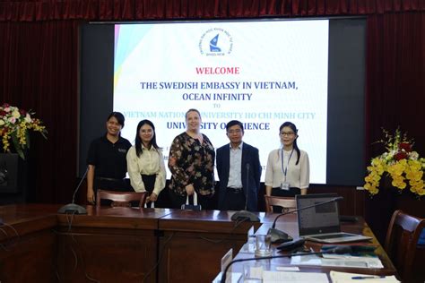 Meeting Between The Swedish Embassy In Vietnam And University Of