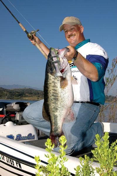 35 Best Images About Big Ass Bass On Pinterest Alabama Lakes And World Records