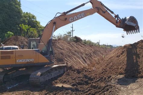Case Construction Aporta Equipamiento Para Obras En Salta Maquinac