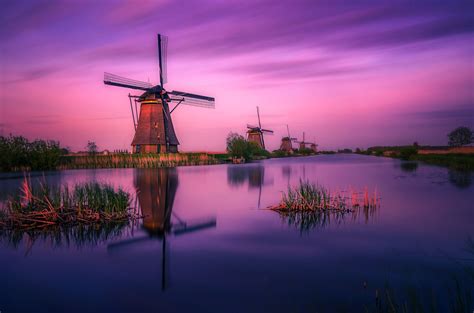 Kinderdijk Holland No Trip To The Netherlands Would Be Complete
