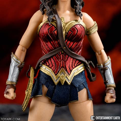 One12 Collective Wonder Woman Photo Review The Toyark News