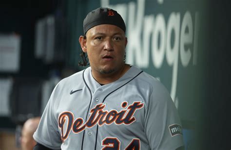 detroit tigers miguel cabrera handed weak ejection after arguing check swing