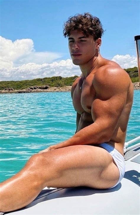 Hot Men And Gay Sex Nice Physiques Non Nude