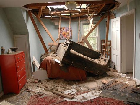 Roof Water Damage Repair - West Palm Beach Mold ...