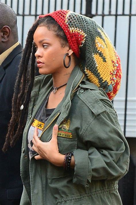 locs mode rihanna rihanna riri rihanna style rihanna faux locs rihanna dreadlocks rihanna