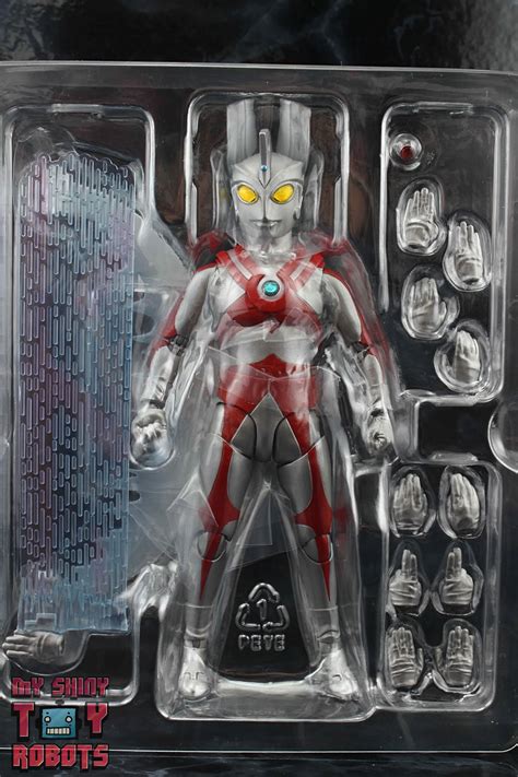 My Shiny Toy Robots Toybox Review Sh Figuarts Ultraman Ace