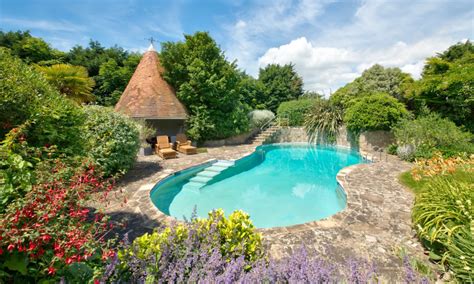 20 Great Uk Cottages With Pools Cottages With Pools Garden Swimming