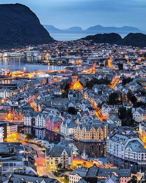 Ålesund Norway Norway Places To Visit Cool Places To Visit Alesund