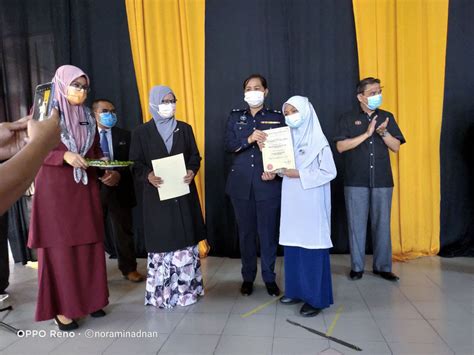 Berikut ini adalah berkas contoh sk kepala sekolah tentang peserta, panitia, tata tertib, pengawas ruang, korektor, ujian sekolah/madrasah. April 2021 ~ SEKOLAH KEBANGSAAN BAGAN JERMAL