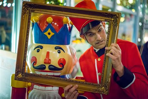 Create a slogan to use in your conversation using our random catchphrase maker. Begriffe Für Pantomime Weihnachten / Begriffe Für ...