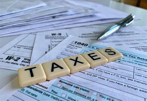 Wondering when taxes are due? 2020-2021 Tax Brackets and Federal Income Tax Rates ...