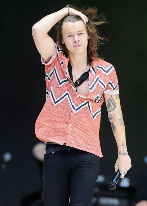 What do you do when you've got harry styles, one of the biggest names. Harry Styles, Capital FM's Summertime Ball 2015 | Style ...