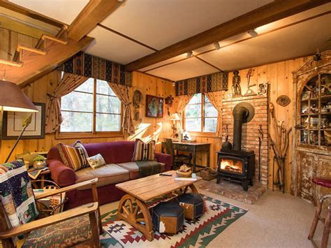They also kindly waited for us when our flight delay caused us to request a. 15 Cozy Cabins on Airbnb to Spend Winter Cocooned in