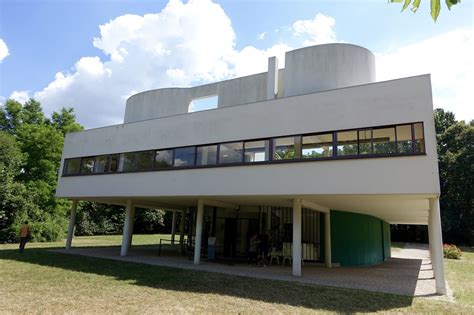 Adrian Yekkes Le Corbusiers Villa Savoye