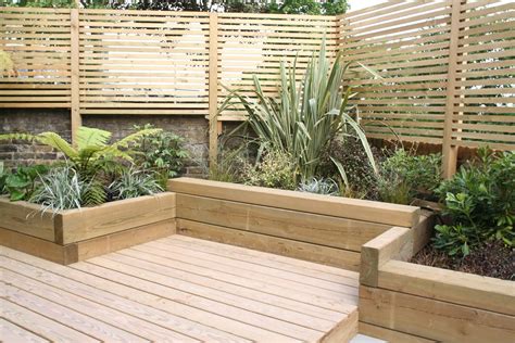 Browse our site or contact us to find that special piece for your outdoor space. New Zealand Garden - Garden Design London - Catherine Clancy