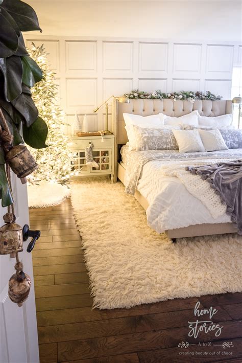 Or an ocean themed room by drawing fish. Woodland Christmas Bedroom