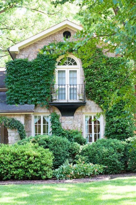 Ivy Covered Houses That Inspire A Getaway Beautiful Homes Home