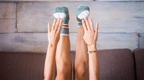 Easy Workouts You Can Do Without Leaving Your Bed Or Couch Sheknows