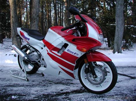 1991 honda cbr 600 f all your motorcycle specs, ratings and details in one place. 1991 Honda CBR 600 | Picture 802818