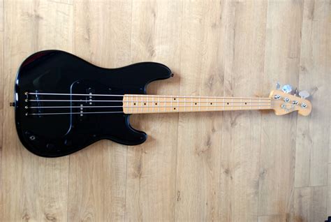 Fender Roger Waters Precision Bass Image 830471 Audiofanzine