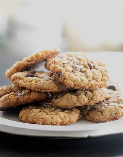 Classic Gluten Free Oatmeal Cookies Thick And Chewy