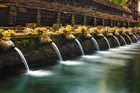 Tirta Empul Temple Bali Your Guide To The Holy Spring Water Temple