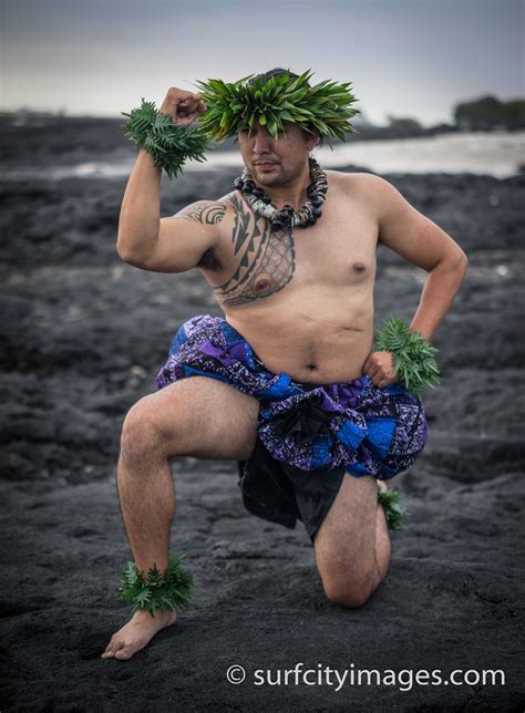 Hawaiian Male Hula Dancer Hula Dancers Beach Portraits Studio