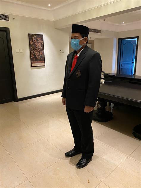 Pancasila sebagai dasar negara memiliki beberapa pengertian dan makna yang menjadi pedoman penghayatan dan pengamalan kehidupan bersamaan dengan penetapan rancangan pembukaan dan batang tubuh uud 1945 pada sidang ppki tersebut, pancasila sebagai dasar negara indonesia. BPIP :: Hari Kesaktian Pancasila: Pengukuhan Ideologi Negara
