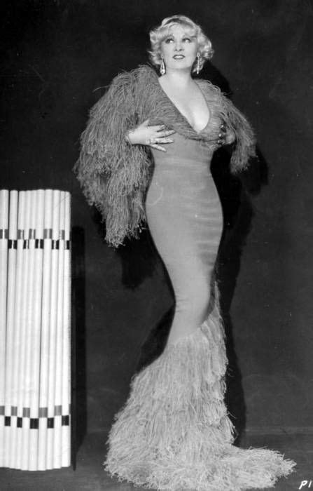 Mae West S Hollywood Glam Mae West Hollywood Glamour