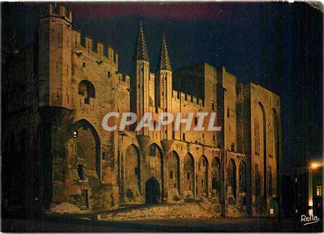 Die unterkunft mit stadtblick liegt 28 km vom papstpalast. Moderne Karte Avignon la nuit Palais des Papes Facade ...