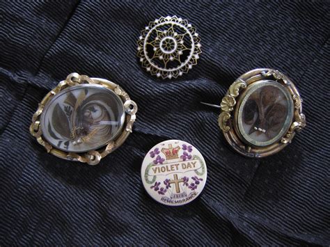 Various Mourning Pins Bustlelady Flickr