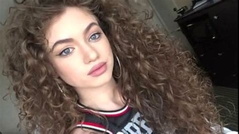 Dytto The Real Life Barbie Girl The New Master In Tutting