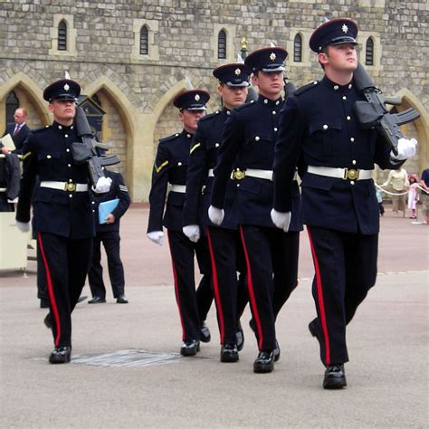 British Army Uniform British Army Uniform British Uniforms Army Uniform
