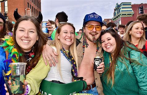Mardi Gras In St Louis Was More Wild Than Ever In 2023 [photos Nsfw] St Louis St Louis
