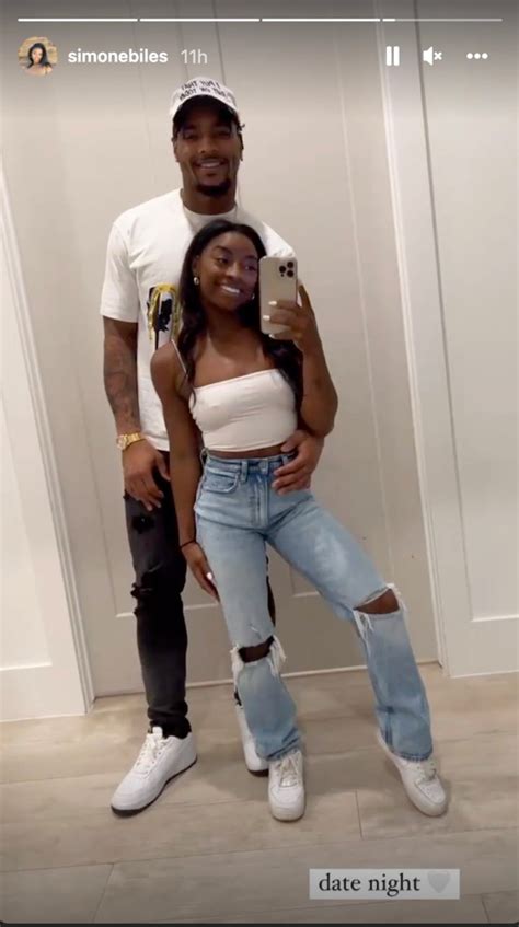 Simone Biles Has Date Night With Jonathan Owens After Texans Win