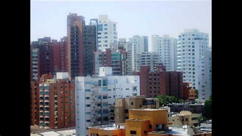 En la arenosa me quedo en barranquilla me quedo la negautia cantillanda donde la gente te agrata purta vono y de la salsa pa me dio q yo le pego quel quien vive de esta raza y si a mi me menten preso barranquilla a mi me. En barranquilla me quedo-Joe Arroyo.wmv - YouTube