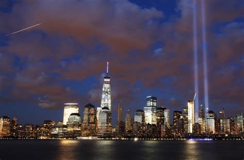 Stunning Images Of The New York City Skyline Every Year On 911 Aol News