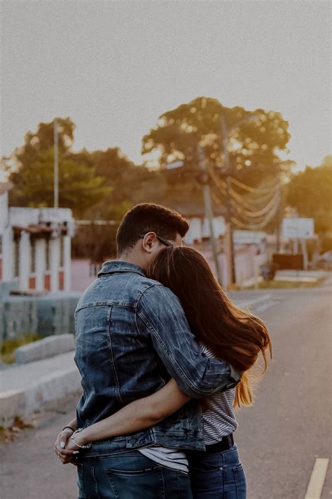 Download Love Cute Couple Hugging Wallpaper