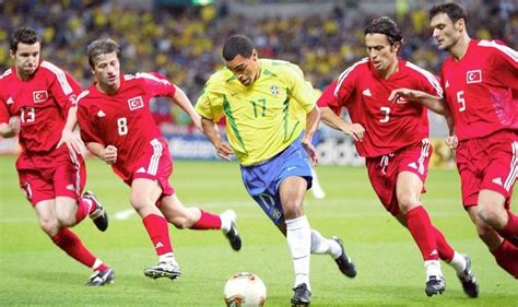 فيما يلي قوائم الأحداث التي وقعت خلال عام 2002 في البرازيل. مواجهات ملحمة مونديال 2002: عثرة البرازيل الثانية تنهي ...