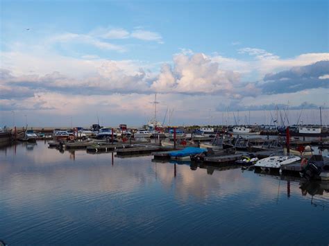 The Best Things To Do In Gimli Manitoba The Coolest Little Town You