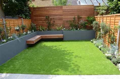 Practical, cool and a great way to zone a small seating area in your outdoor space. small garden design fake grass low mainteance contempoary design sleek fun london designer ...