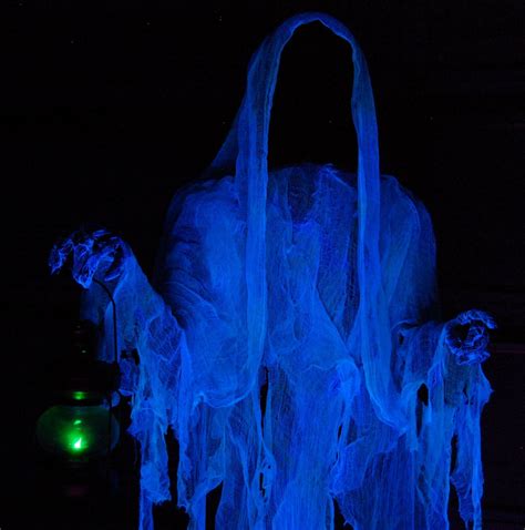 Animated Cloaked Ghost Hauntforum Halloween Outdoor Decorations