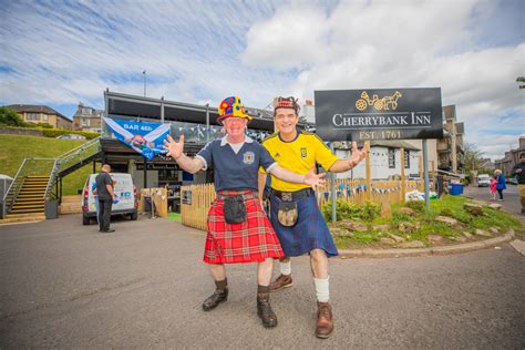 Fifa 21 north macedonia euro 2020. In pictures: Scotland fans gather to watch Euros opener ...
